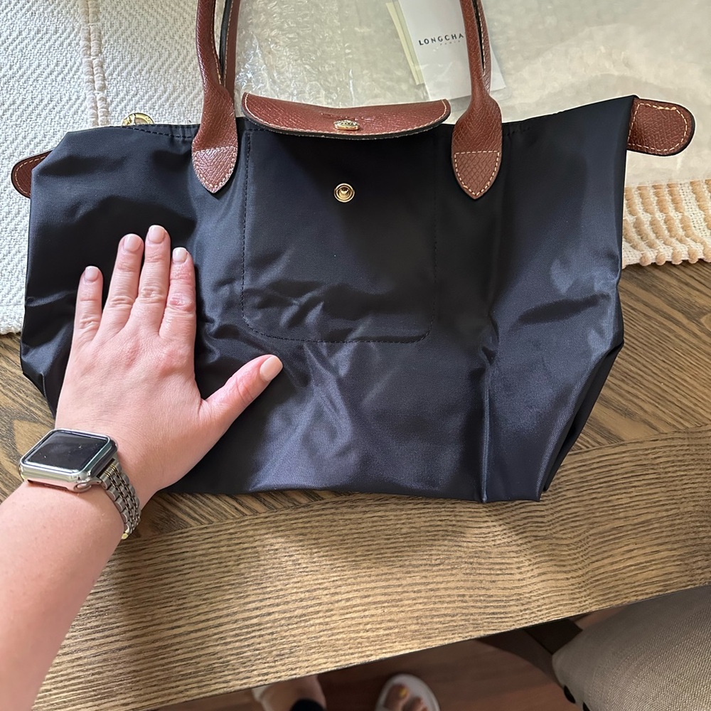 Longchamp Black and Brown Shoulder Bag with Sleek Design